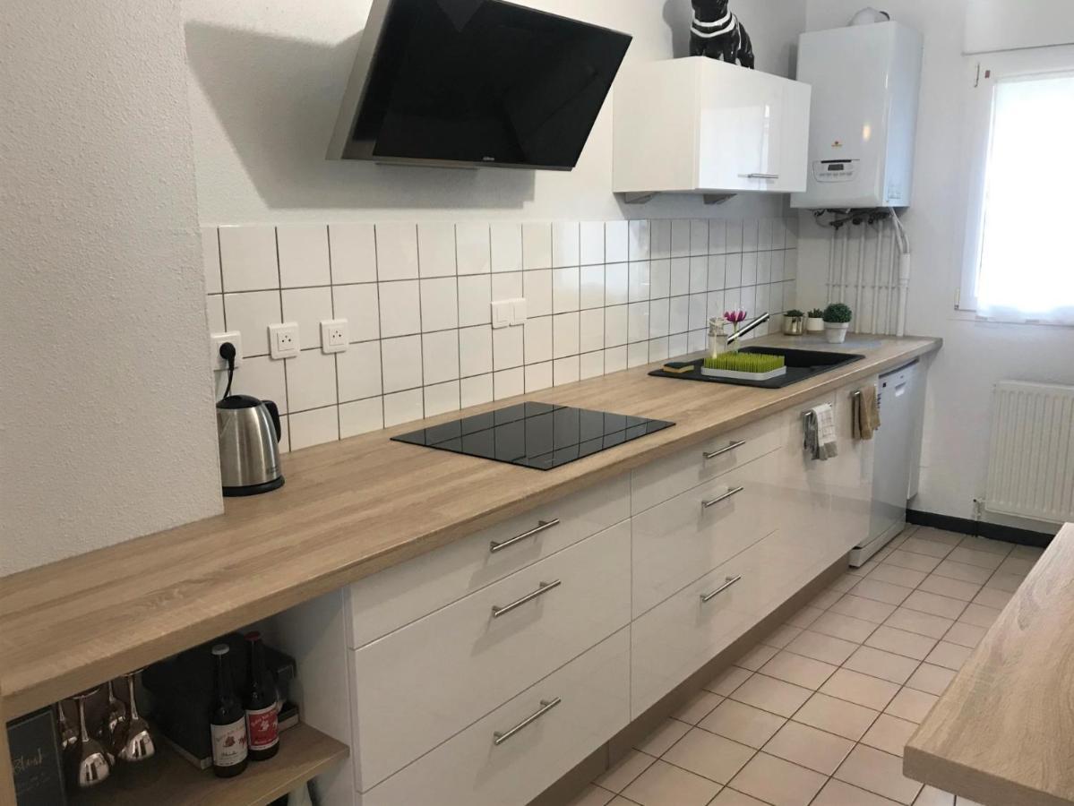 La Maison De Ville - 4 Chambres, 2 Sdb, Terrasse Et Garage - 90M2 Vesoul Dış mekan fotoğraf